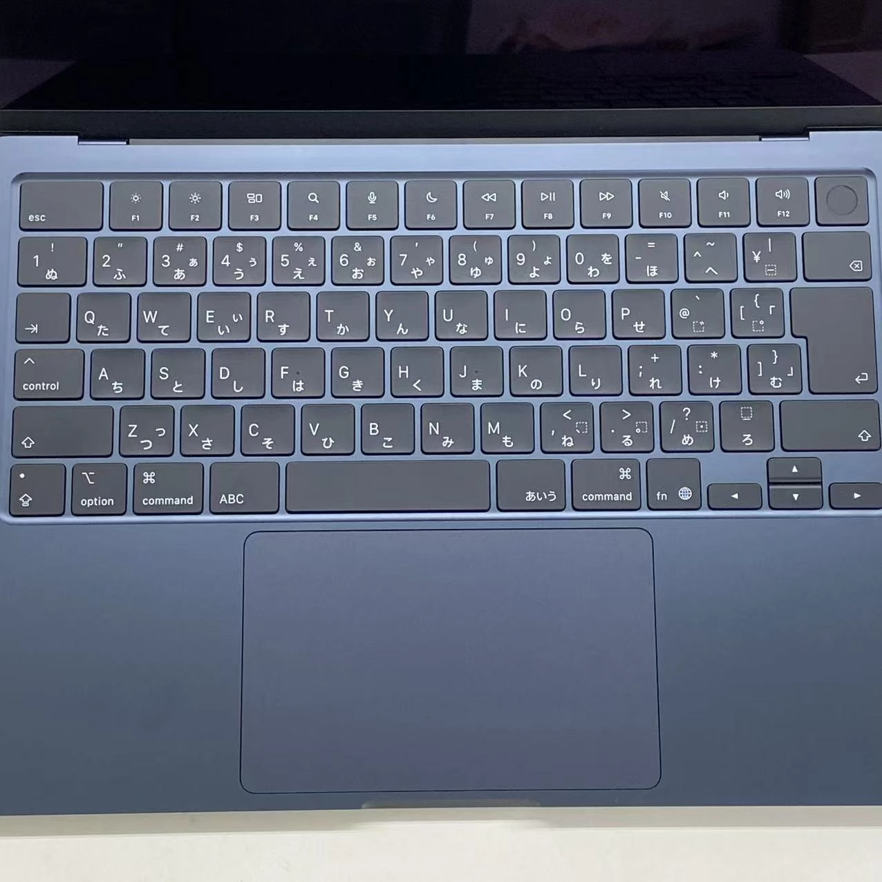 MacBook Air 13インチ Early2025 Apple M4 16GB/512GB (CPU:10C/GPU:10C)ミッドナイト MW133J/A 新品同様