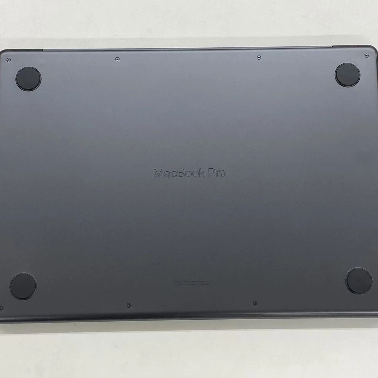 MacBook Pro 14インチ  Late2024 Apple M4(10コア) 10コアGPU 16GB/1TB スペースブラック MW2V3J/A