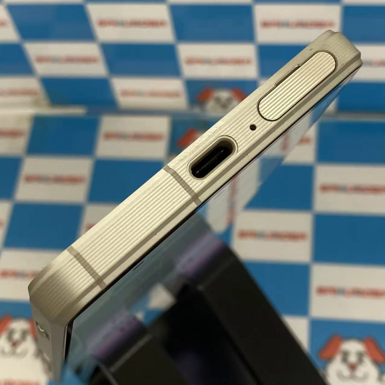 Xperia 1 V 12GB/256GB プラチナシルバー SO-51D docomo版SIMフリージャンク品