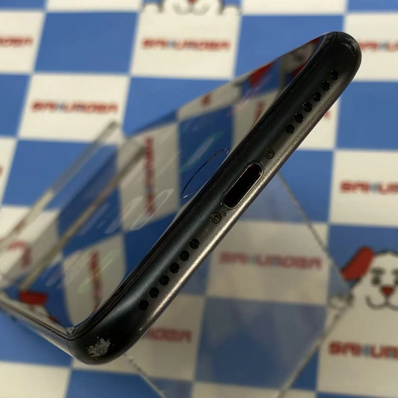 iPhoneSE 第3世代 64GB ミッドナイト MMYC3J/A AU版SIMフリー