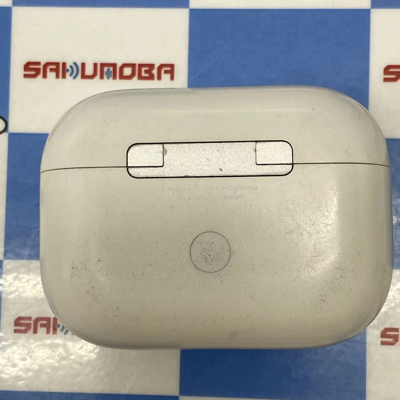 AirPods Pro 第2世代 MagSafe充電ケース(USB-C)付き ホワイト MTJV3J/A
