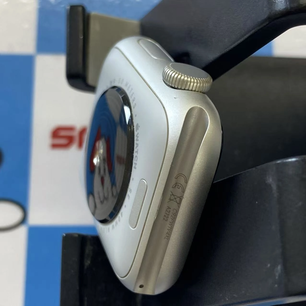 Apple Watch SE 第2世代 40mm GPSモデル 32GB シルバー MRE13J/A