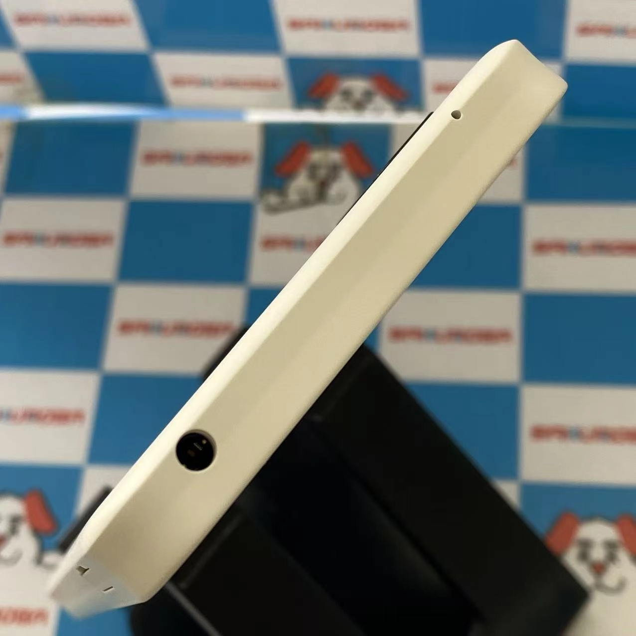 AQUOS wish3 64GB ホワイト A302SH SIMロック解除済 Y!mobileジャンク