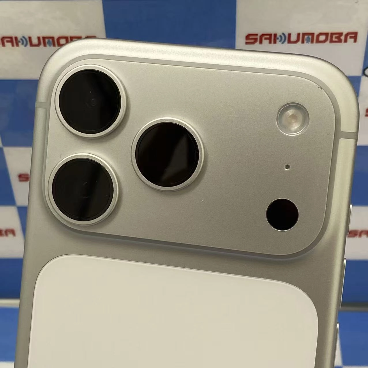 iPhone 17 Pro 256GB シルバー MG854J/A SIMフリー 美品