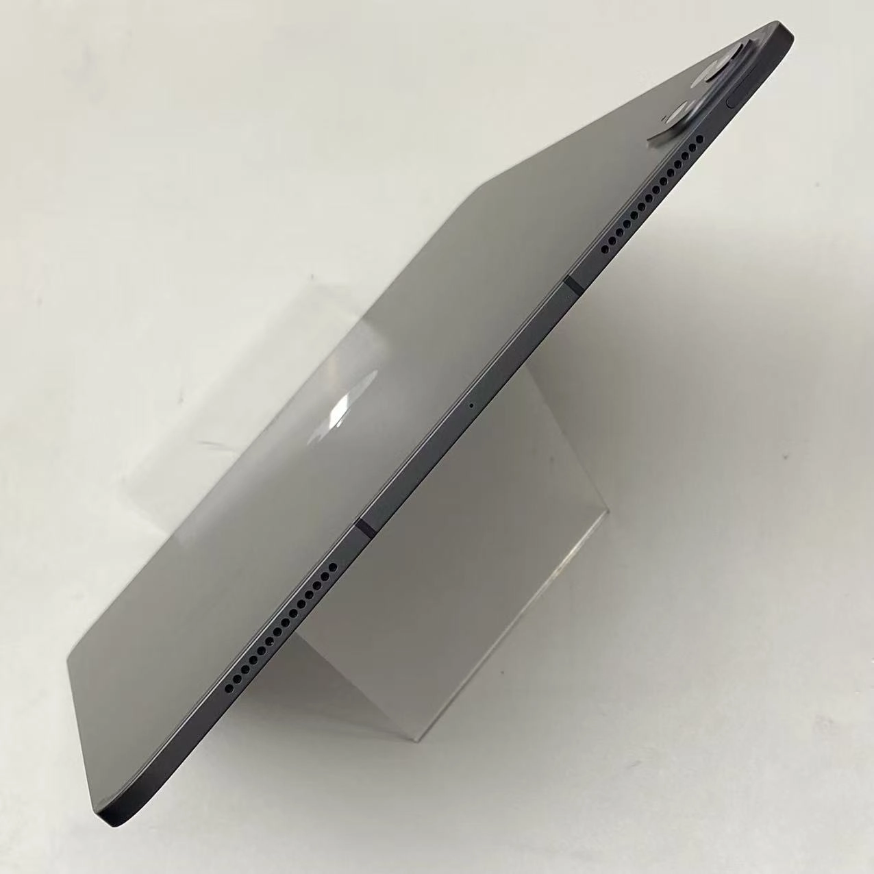iPad Pro 13インチ  M4 WifI＋Cellular版 1TB スペースグレイ 4VXW3LL/A 海外版SIMフリー ジャンク品