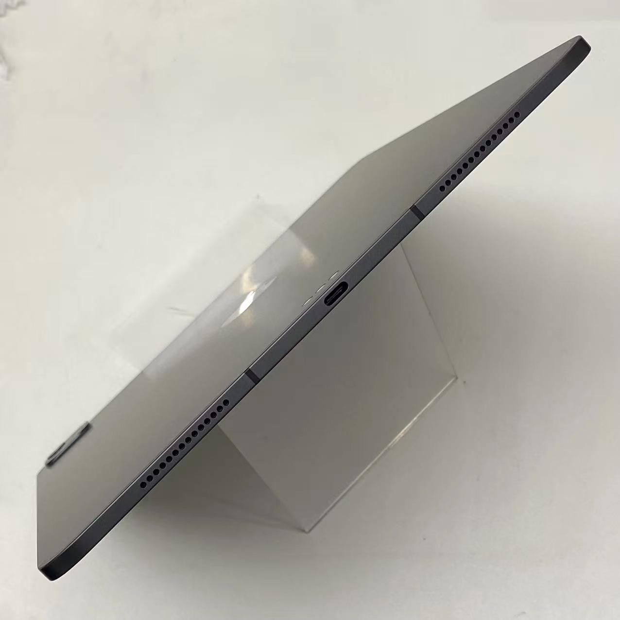 iPad Pro 13インチ  M4 WifI＋Cellular版 1TB スペースグレイ 4VXW3LL/A 海外版SIMフリー ジャンク品
