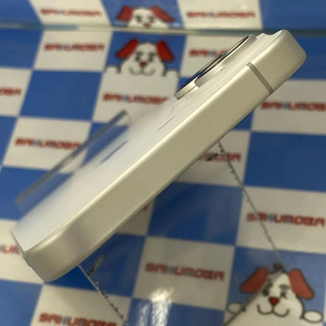 iPhone16 128GB ホワイト MYDR3J/A AU版SIMフリー au