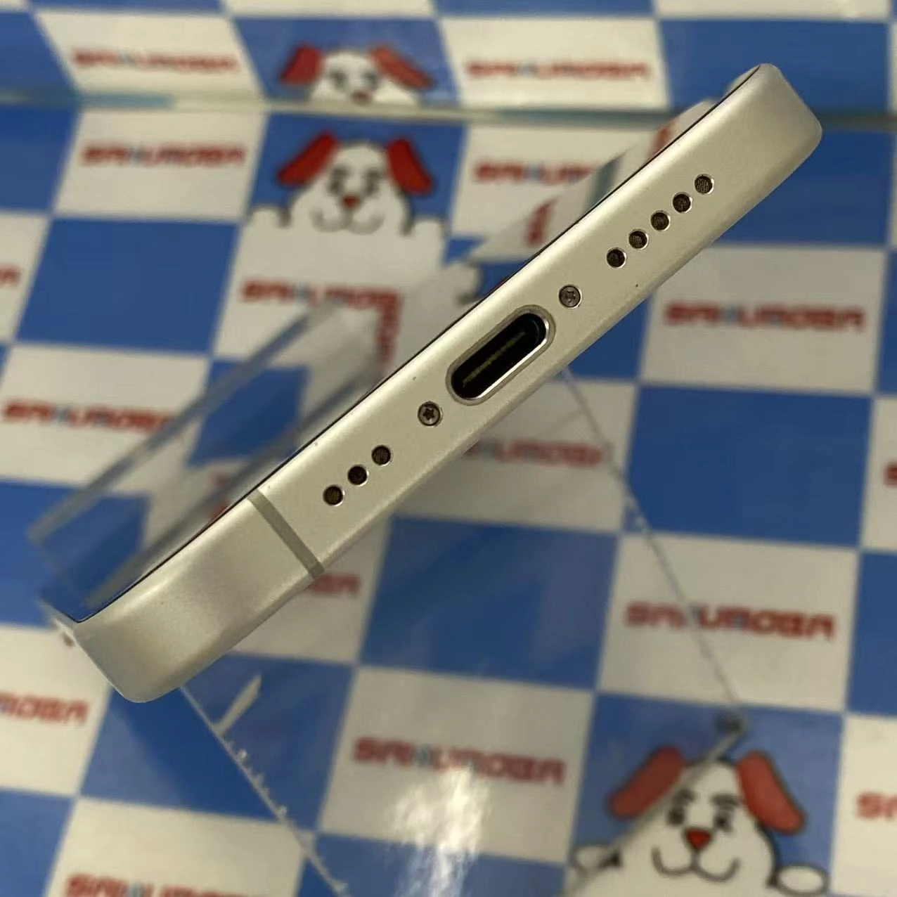 iPhone16 128GB ホワイト MYDR3J/A AU版SIMフリー au