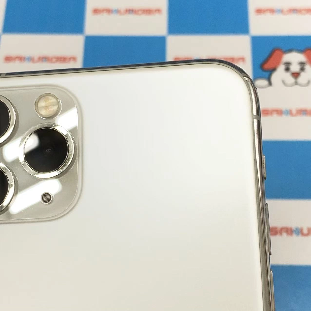 iPhone11 Pro 64GB シルバー MWC32J/A docomo版SIMフリー