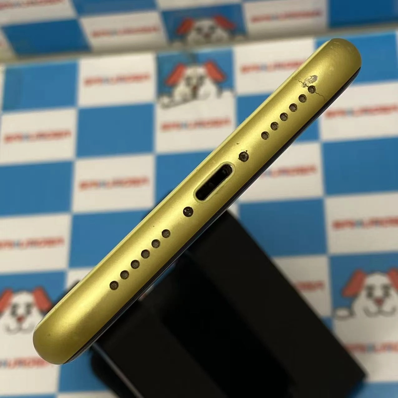 iPhone11 128GB イエロー NWM42J/A SIMフリー ジャンク品