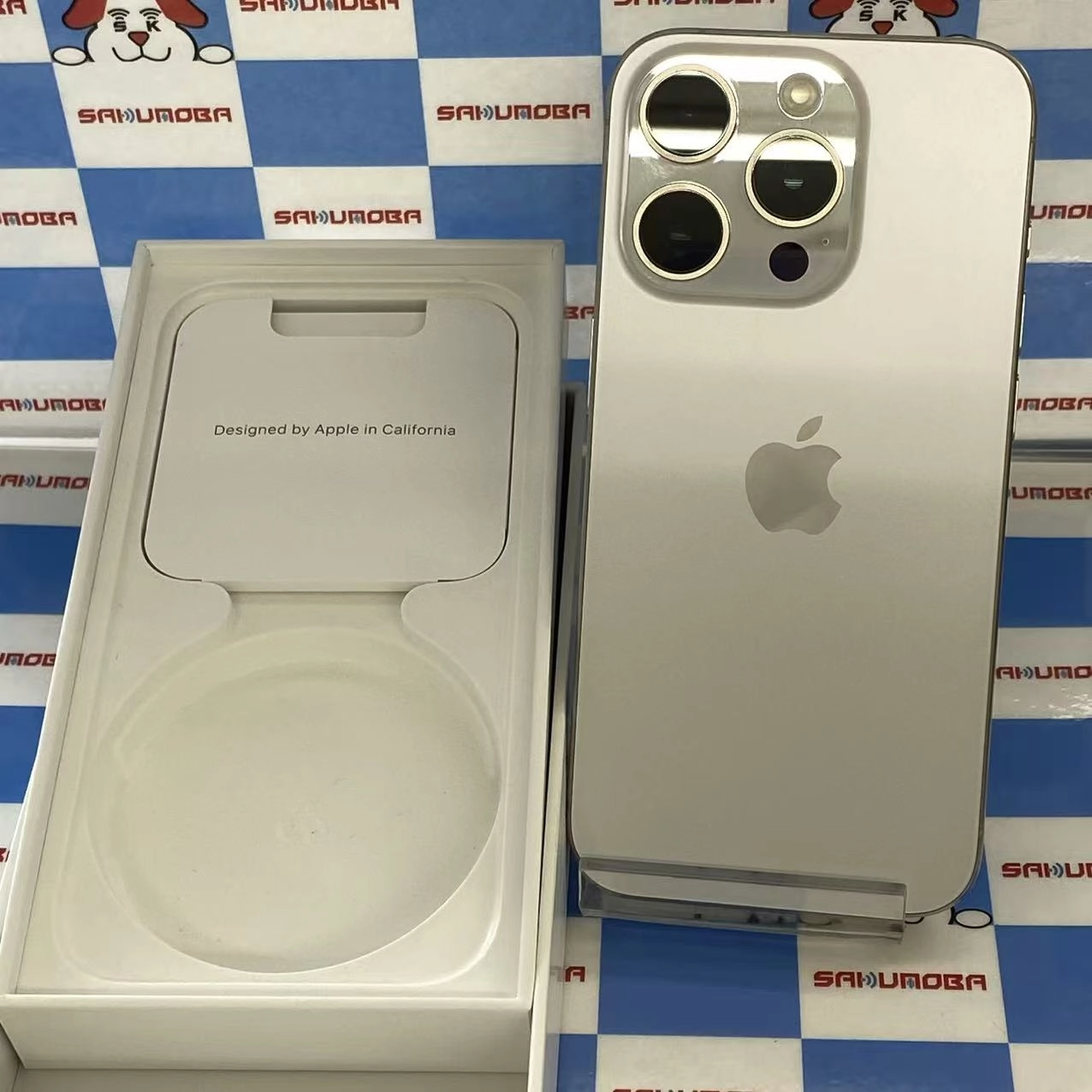 iPhone15 Pro 256GB ホワイトチタニウム MTUD3J/A SIMフリー