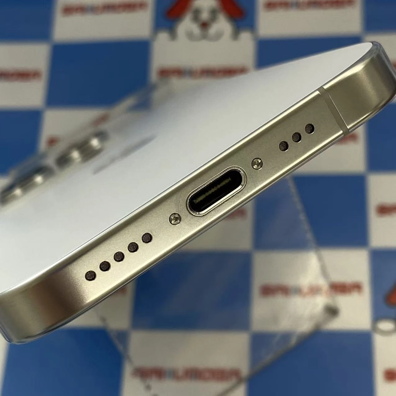 iPhone16 Pro 128GB ホワイトチタニウム MYMW3J/A SIMフリー 美品