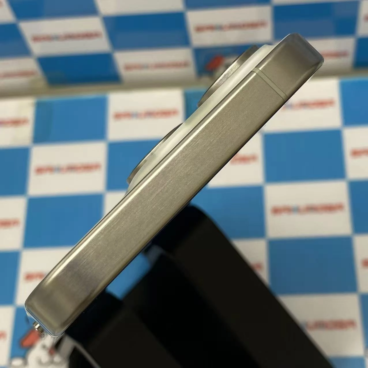 iPhone15 Pro 128GB ホワイトチタニウム MTU83J/A SIMフリー 極美品