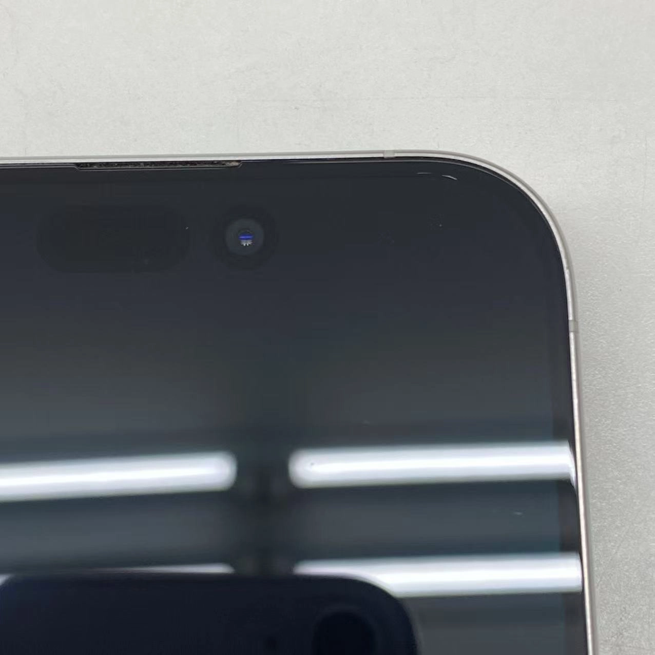 iPhone15 Pro 128GB ホワイトチタニウム MTU83J/A SIMフリー