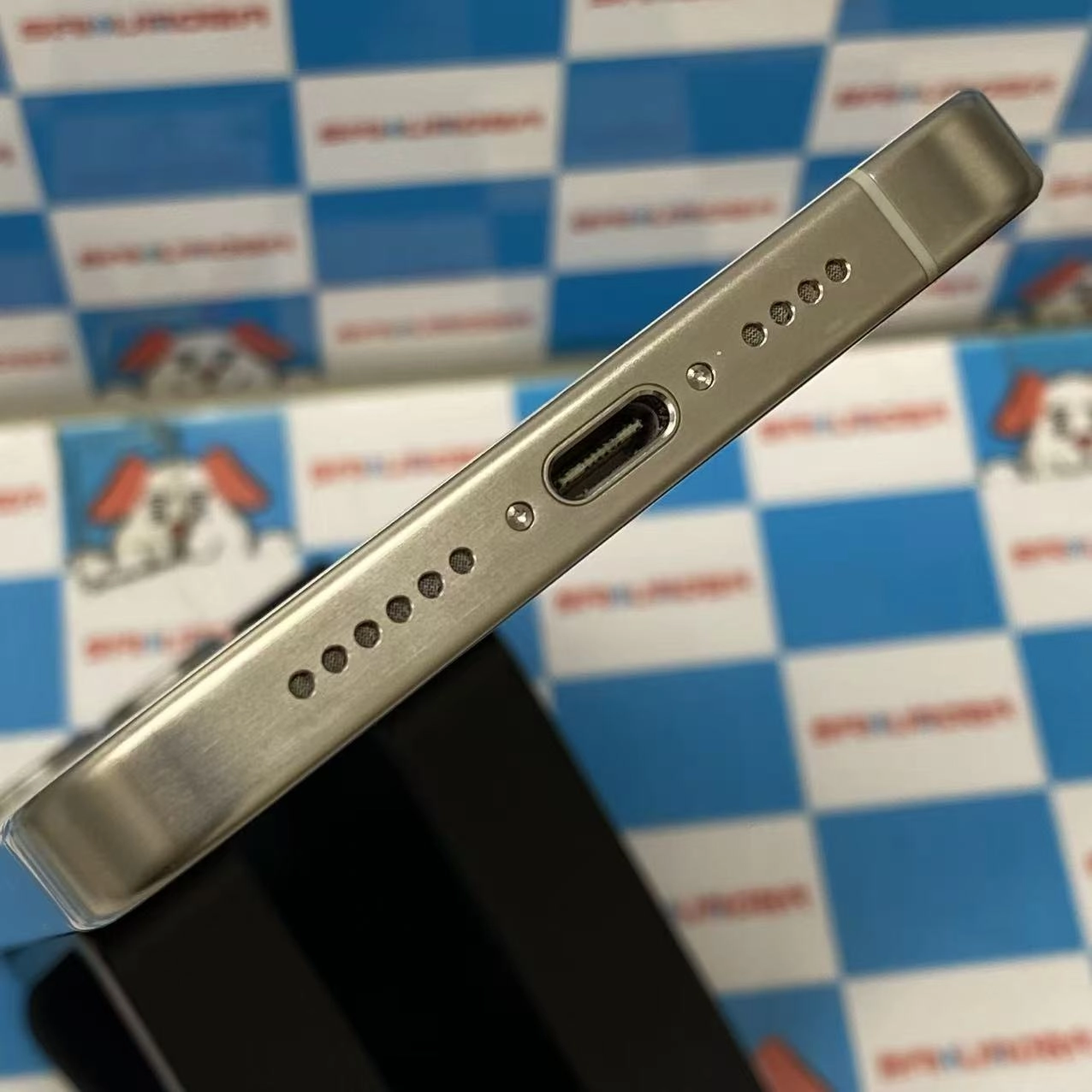 iPhone15 Pro Max 1TB ホワイトチタニウム MU703J/A SIMフリー