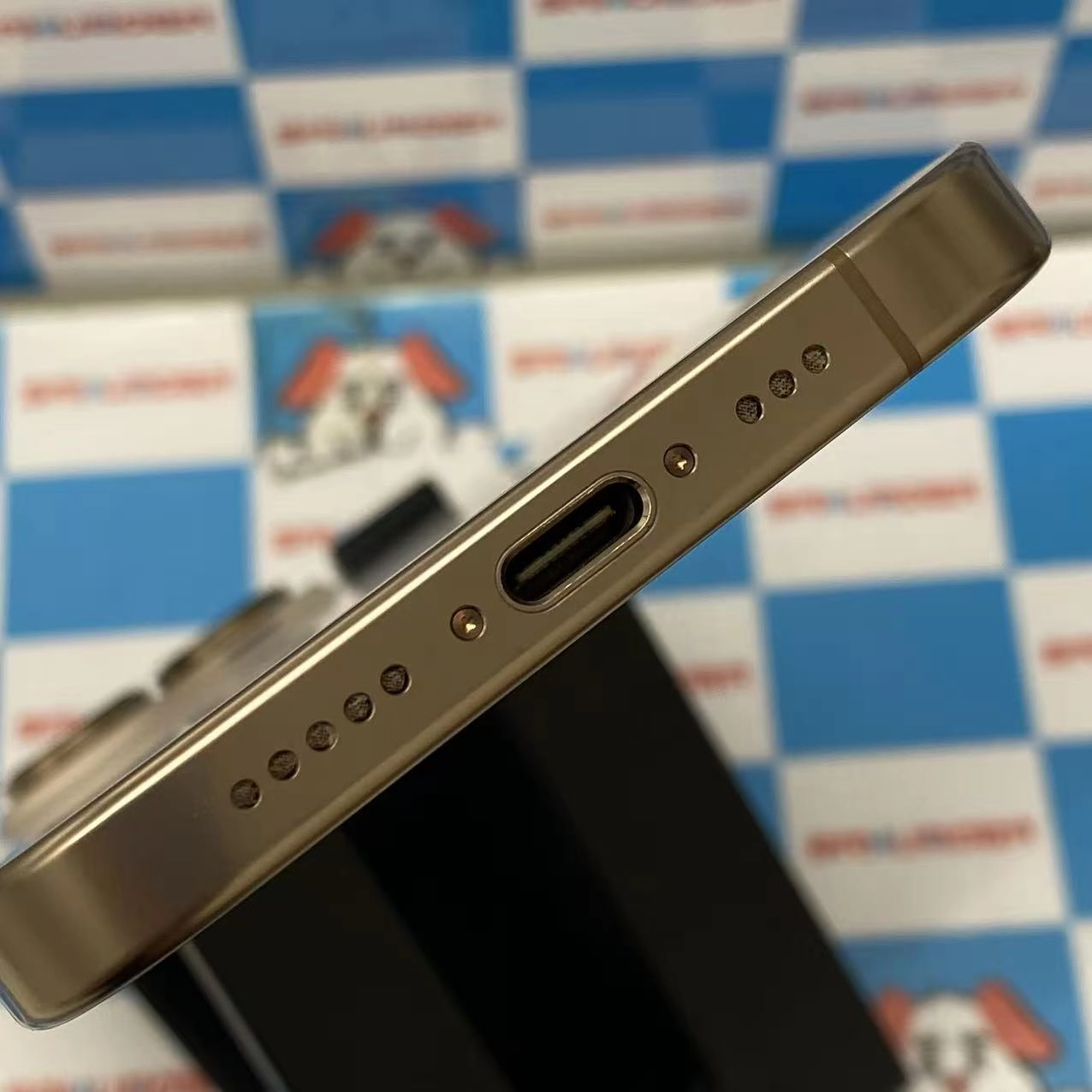 iPhone16 Pro 128GB デザートチタニウム MYMX3J/A SIMフリー 新品同様