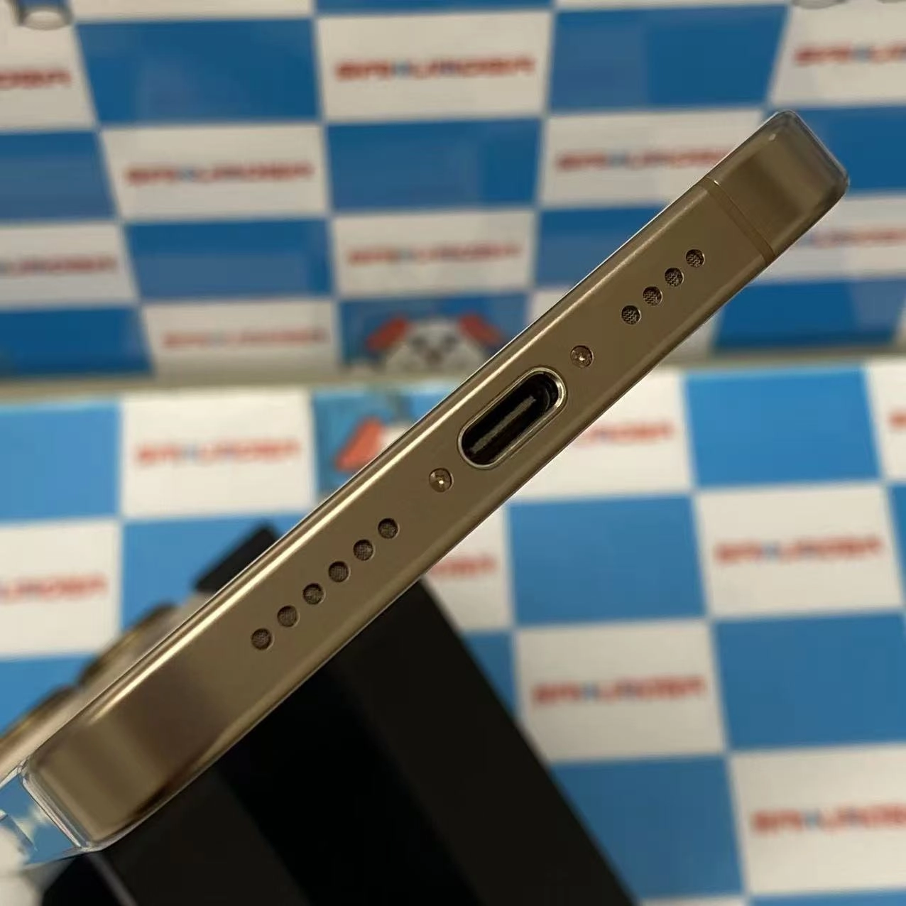 iPhone16 Pro Max 256GB デザートチタニウム MYWJ3J/A SIMフリー