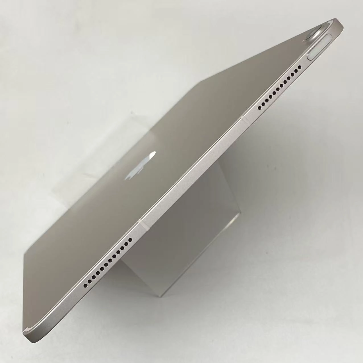 iPad Air 13インチ 第7世代 Wi-Fi + Cellular 256GB MCJ74J/A SoftBank版SIMフリー 新品同様 スターライト