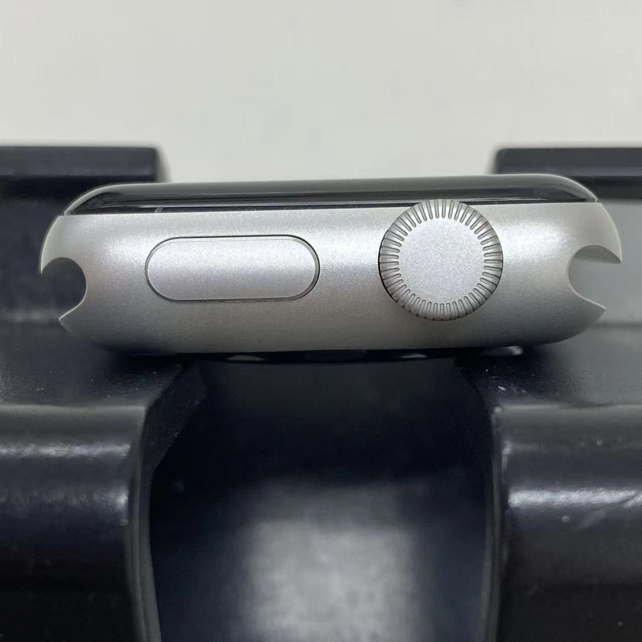 Apple Watch Series3 Nike 38mm GPSモデル 8GB シルバー MQKX2J/A
