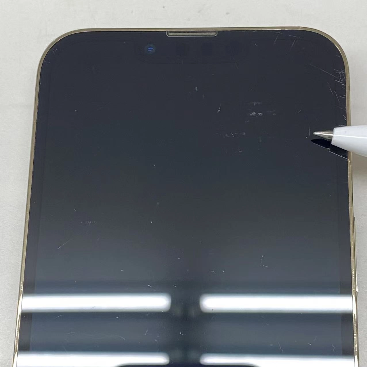 iPhone13 Pro 128GB ゴールド MLUH3J/A SoftBank版SIMフリー