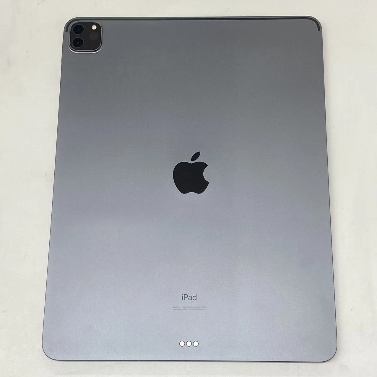 iPad Pro 12.9インチ 第4世代 Wi-Fiモデル 128GB スペースグレイ MY2H2J/A ジャンク品