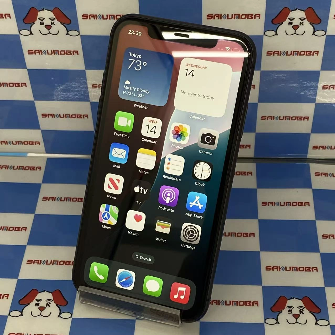 iPhone11 128GB ブラック MWM02J/A AU版SIMフリー美品 au