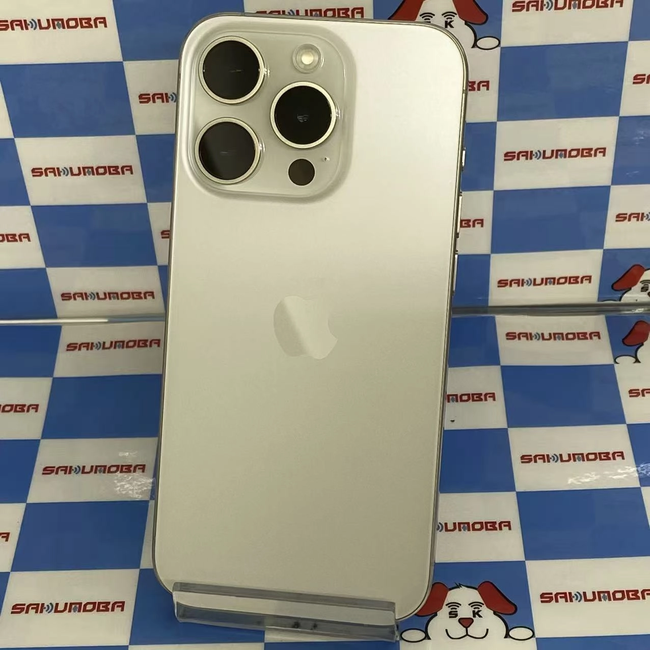 iPhone15 Pro 512GB ホワイトチタニウム MTUJ3J/A AU版SIMフリー 美品 au