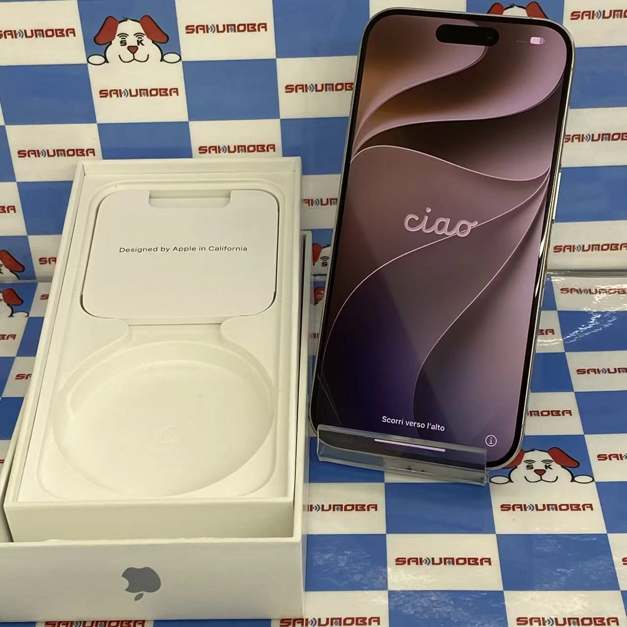 iPhone15 Pro 256GB ホワイトチタニウム MTUD3J/A SIMフリー 極美品