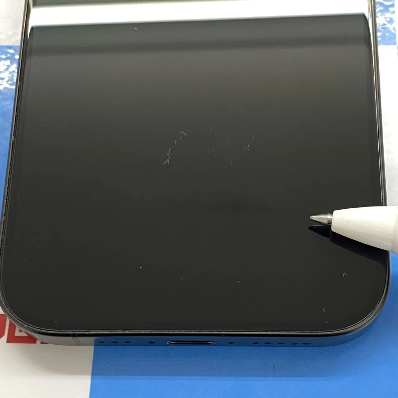 iPhone15 Pro 256GB ブラックチタニウム MTUC3J/A SIMフリー