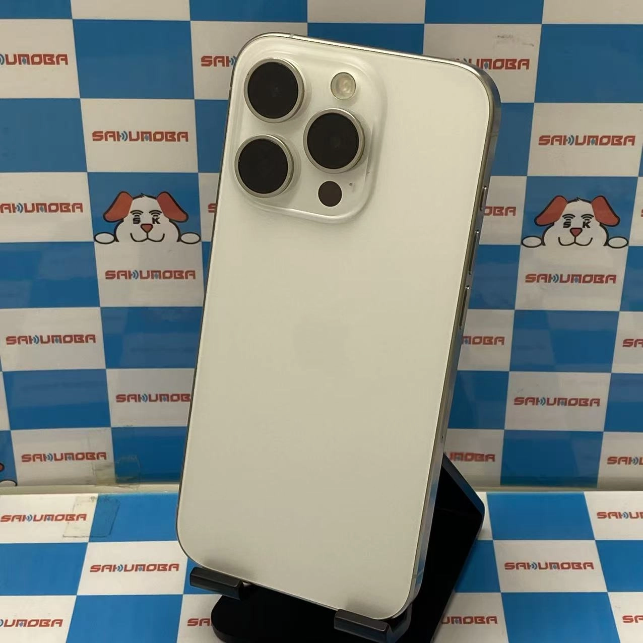 iPhone15 Pro 256GB ホワイトチタニウム MTUD3J/A AU版SIMフリー au
