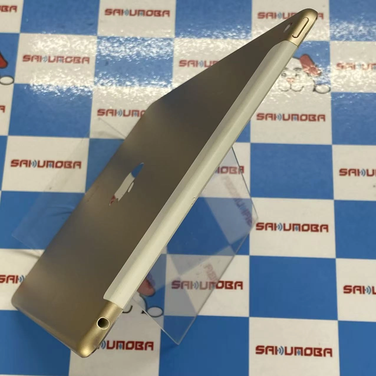 iPad Air 第2世代 Wi-Fi+Cellularモデル 32GB ゴールド MNVR2J/A AU版SIMフリージャンク au