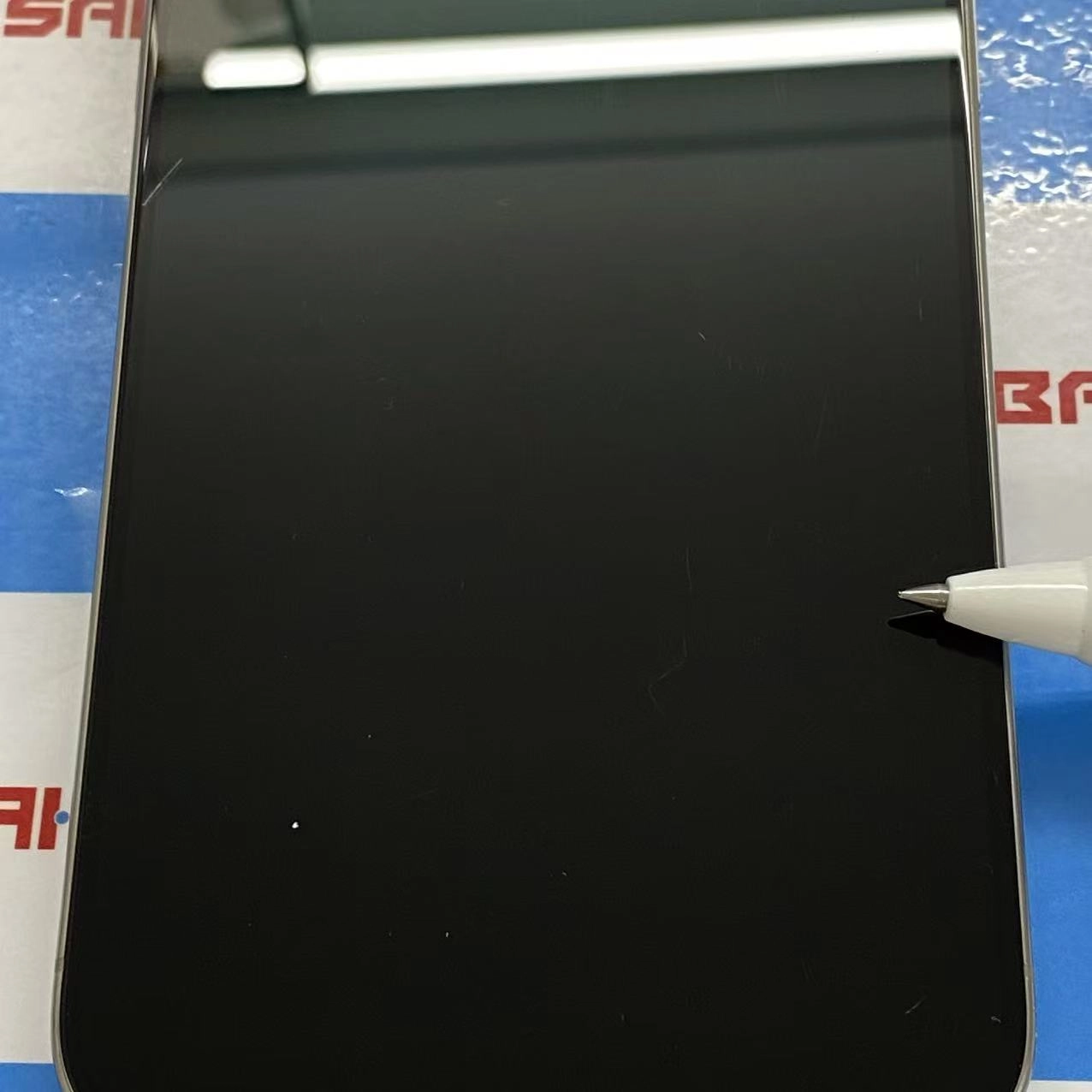 iPhone15 Pro Max 256GB ナチュラルチタニウム MU6R3J/A docomo版SIMフリー