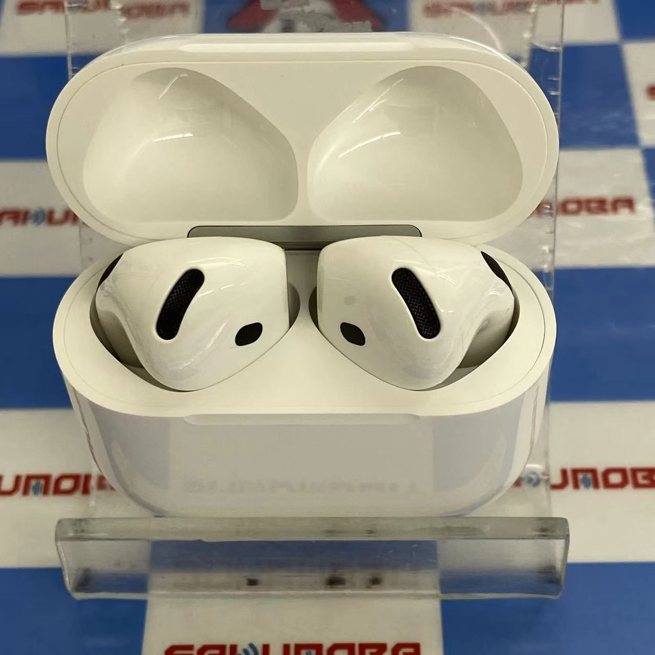 AirPods 第5世代 ワイヤレス充電ケース付き ホワイト MKFT4J/A