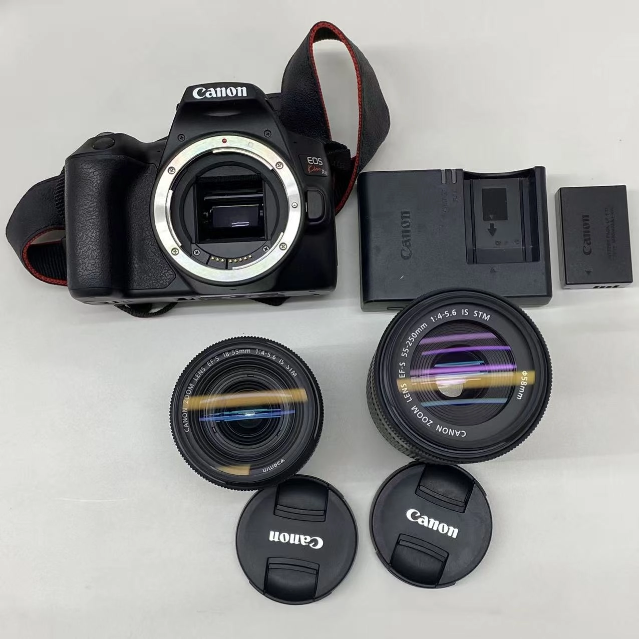 EOS Kiss X10 ダブルズームキット ブラック EOSKISSX10BK-WKIT