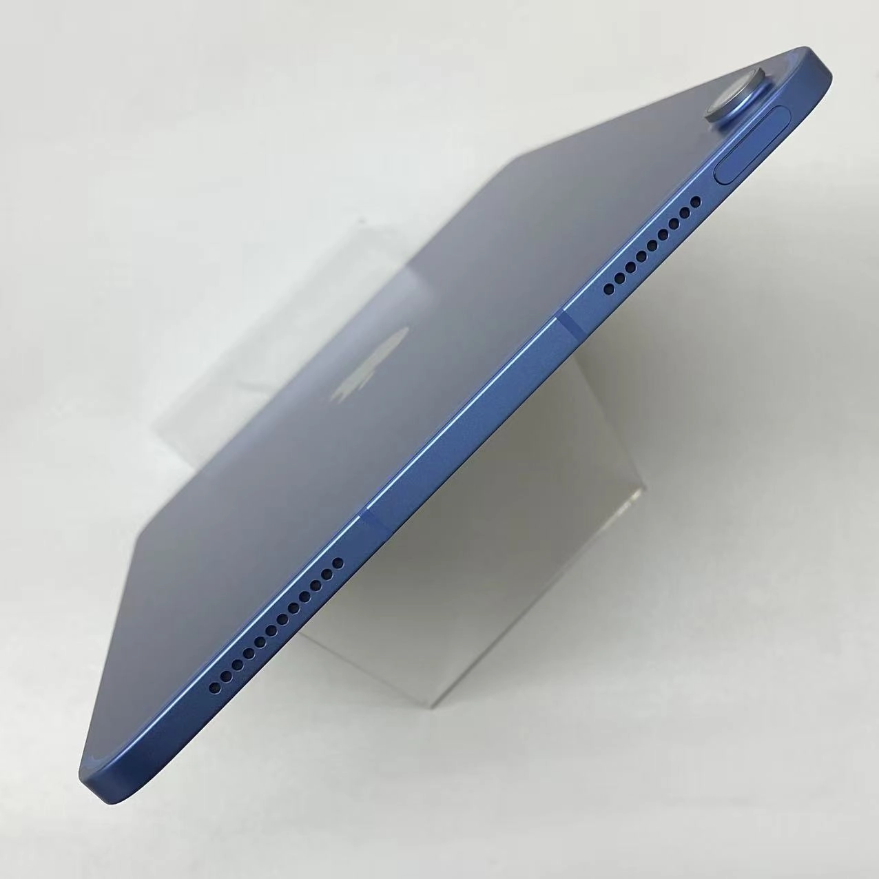 iPad 第11世代 Wi-Fi + Cellular 128GB ブルー MD7G4J/A AU版SIMフリー 新品同様 au