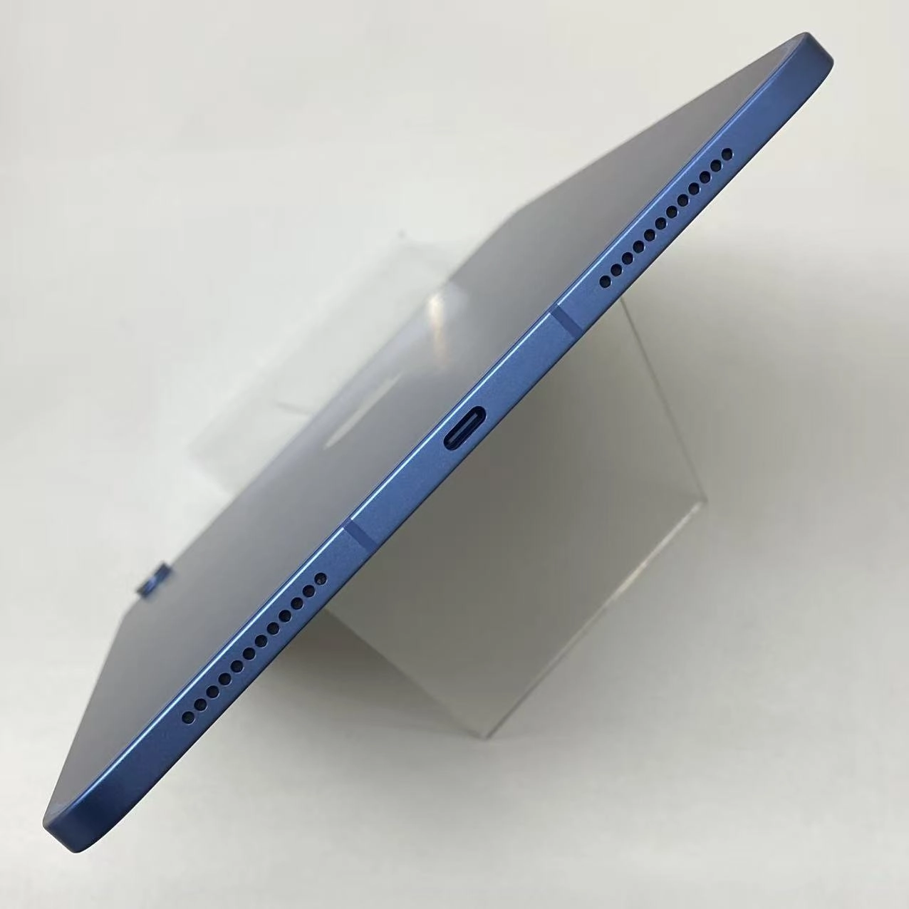 iPad 第11世代 Wi-Fi + Cellular 128GB ブルー MD7G4J/A AU版SIMフリー 新品同様 au