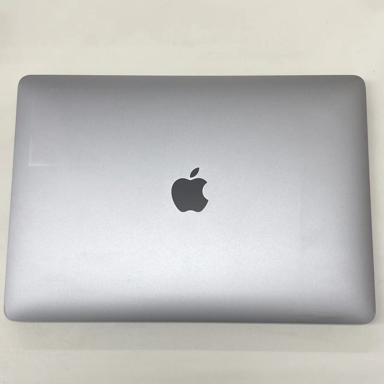 MacBook Pro 13インチ M1 2020 (CPU:8C/GPU:8C) 8GB 256GB スペースグレイ A2338 シルバー
