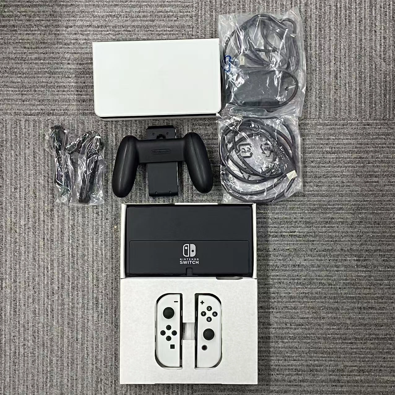 Nintendo Switch 有機ELモデル ホワイト 2021年モデル 64GB HEG-S-KAAAA