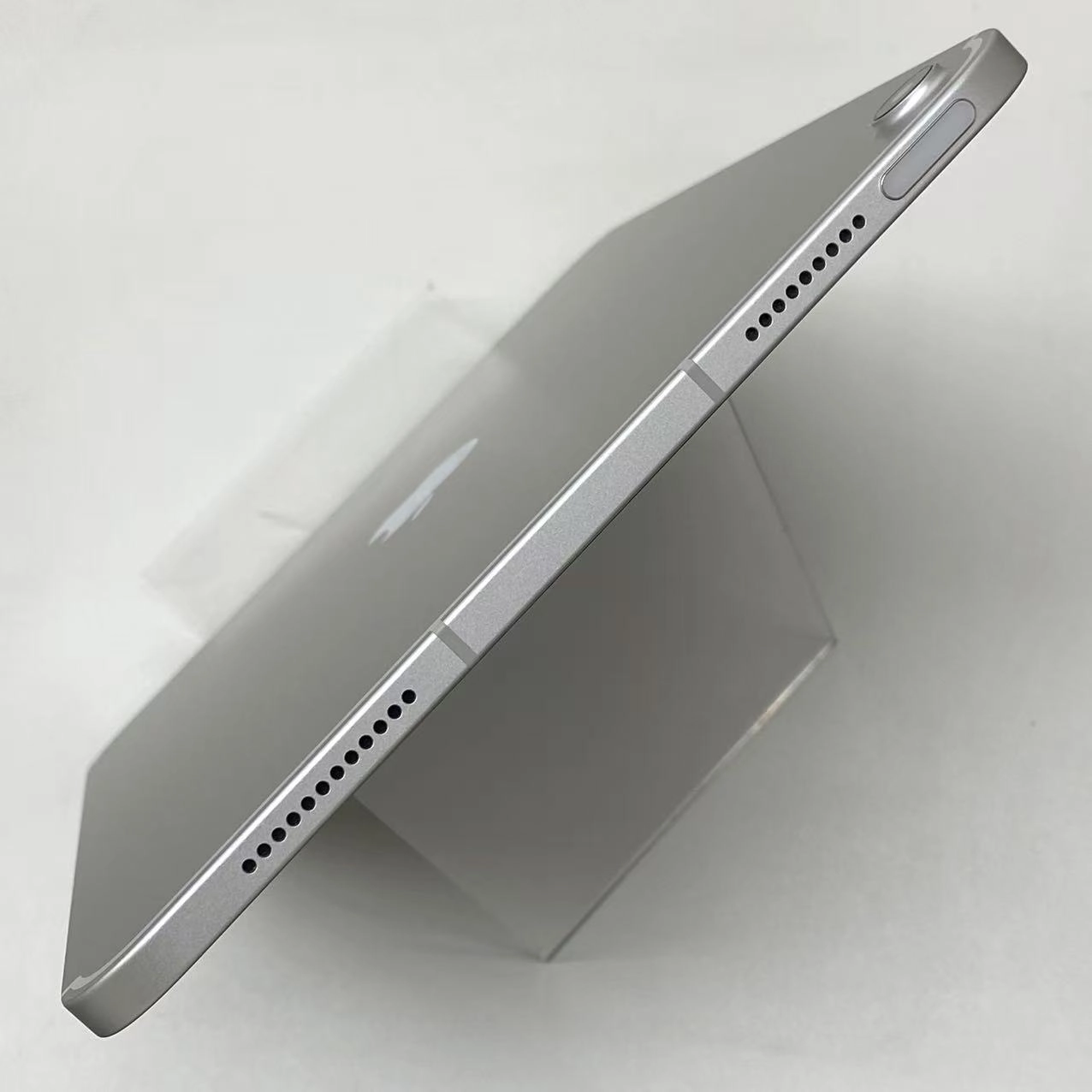 iPad 第10世代 Wi-Fi+Cellularモデル 64GB シルバー MQ6J3J/A SoftBank版SIMフリー 新品同様