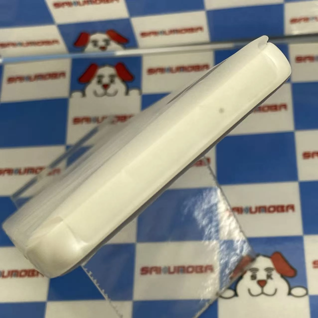 arrows We3 4GB/64GB ホワイト F-52G docomo版SIMフリー 開封未使用品