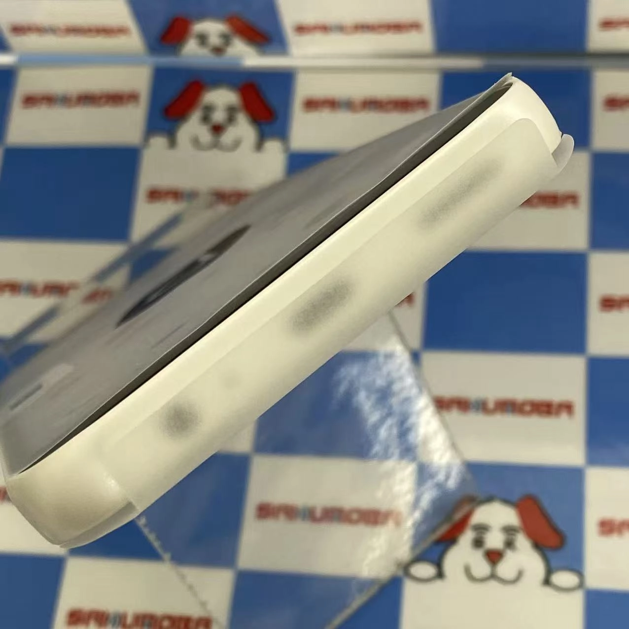 arrows We3 4GB/64GB ホワイト F-52G docomo版SIMフリー 開封未使用品