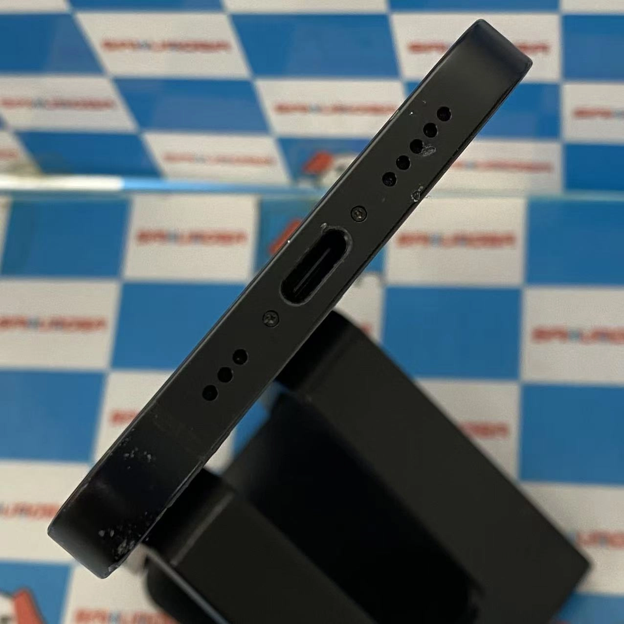 iPhone 16e 128GB ブラック MD1Q4J/A SIMフリージャンク品