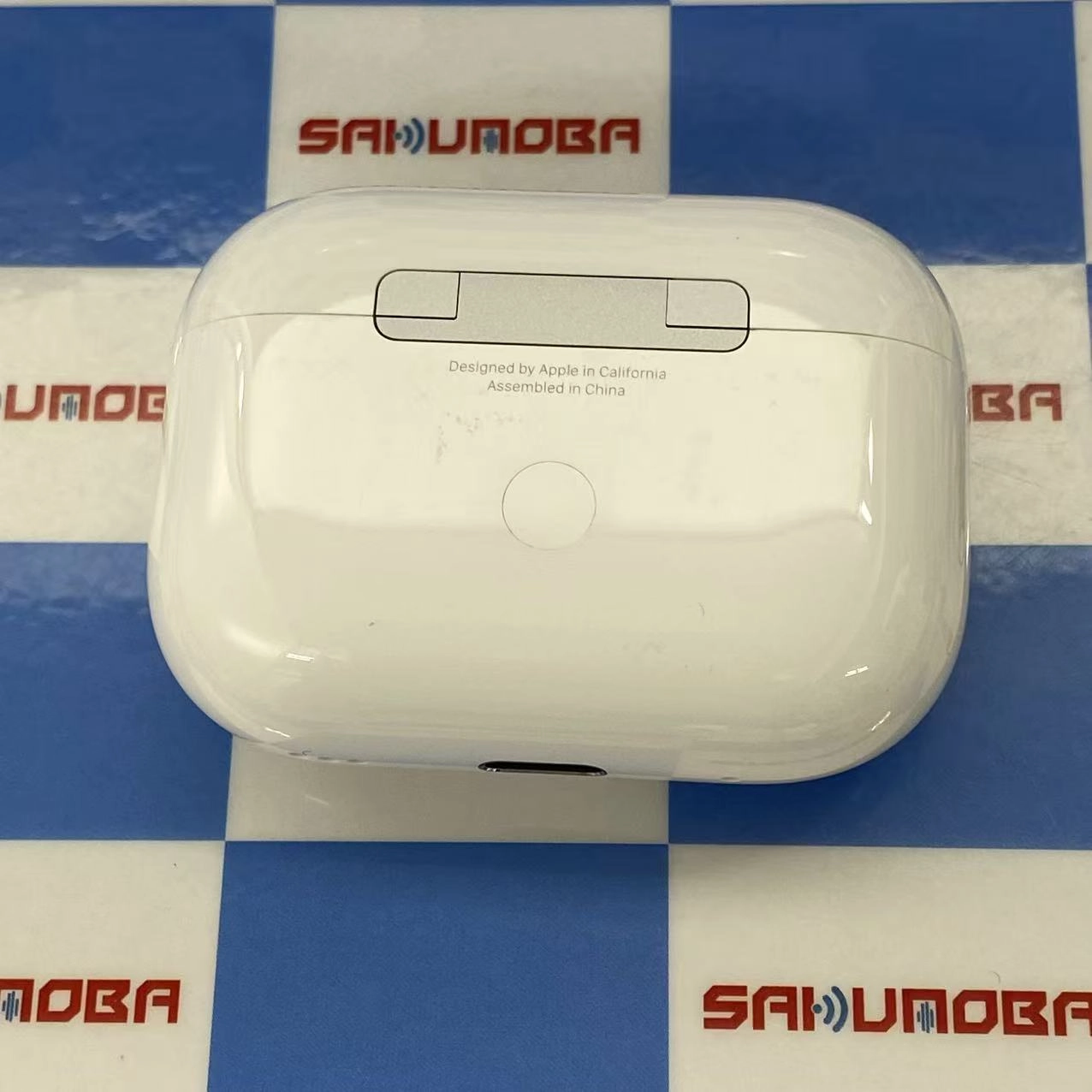 AirPods Pro 第2世代 MagSafe充電ケース(USB-C)付き ホワイト MTJV3J/A ジャンク品