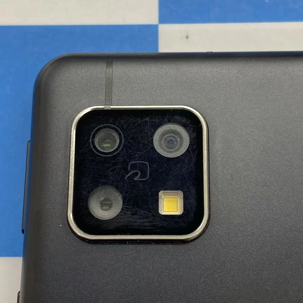 AQUOS sense4 64GB ブラック SH-41A docomo版SIMフリー