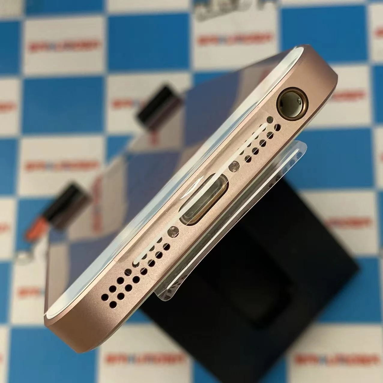 iPhoneSE 32GB ローズゴールド MP852J/A AU版SIMフリー 訳あり開封未使用品