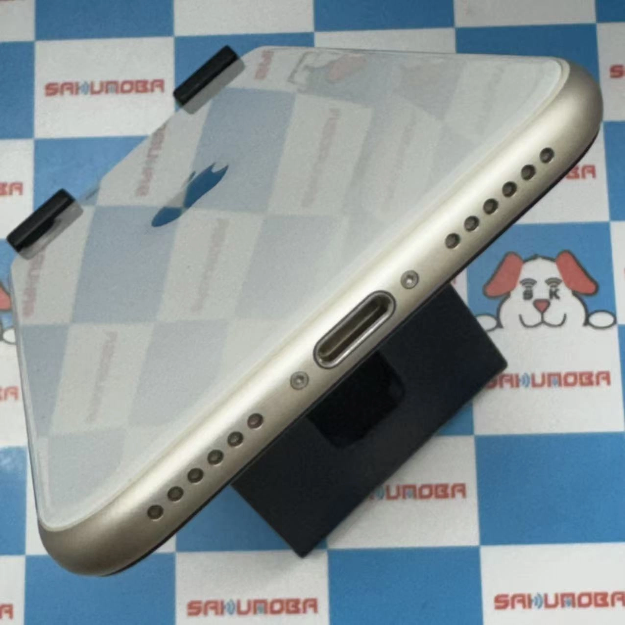 iPhoneSE 第3世代 64GB スターライト MMYD3J/A SoftBank版SIMフリー 極美品